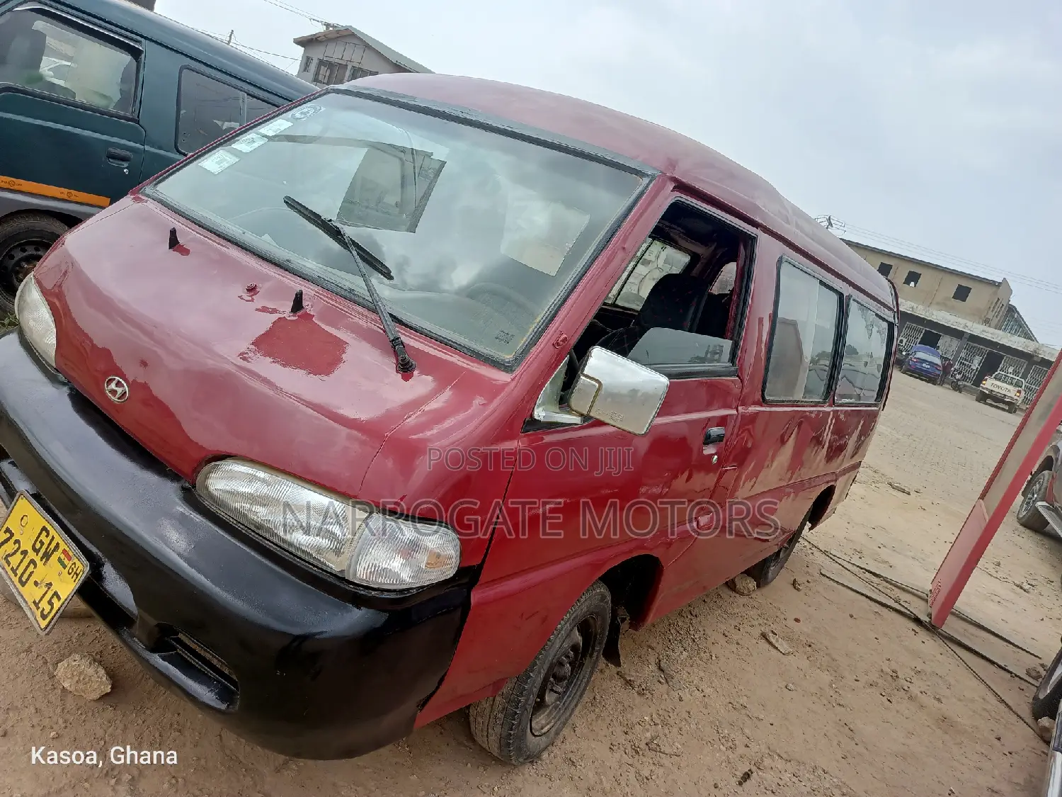 Hyundai H-100 2004 Red
