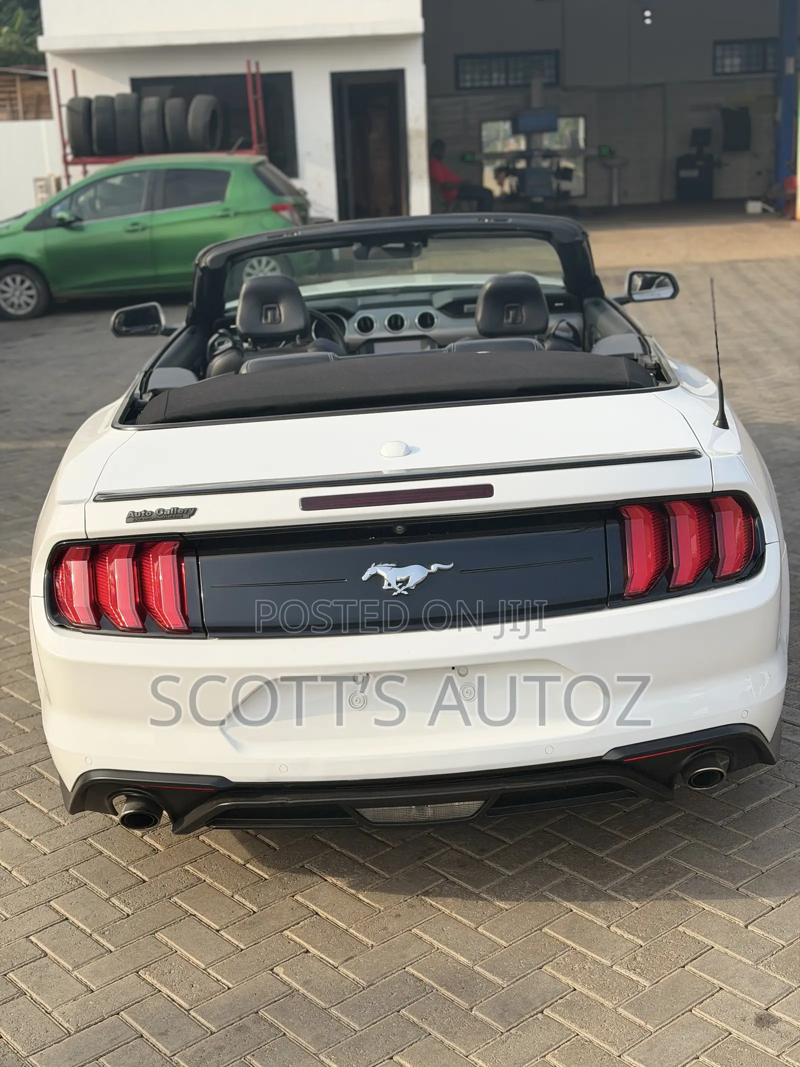 Ford Mustang 2021 White