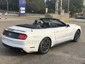 Ford Mustang 2021 White
