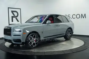 Rolls-Royce Cullinan Black Badge 2022 Gray
