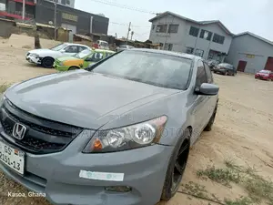 Honda Accord 2012 Silver