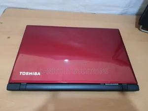 Laptop Toshiba Dynabook T552 8GB Intel Core I3 SSD 1T