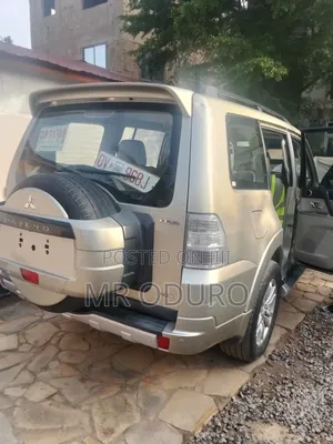Mitsubishi Pajero V80 3.5 V6 GL/GLS 2015 Gray