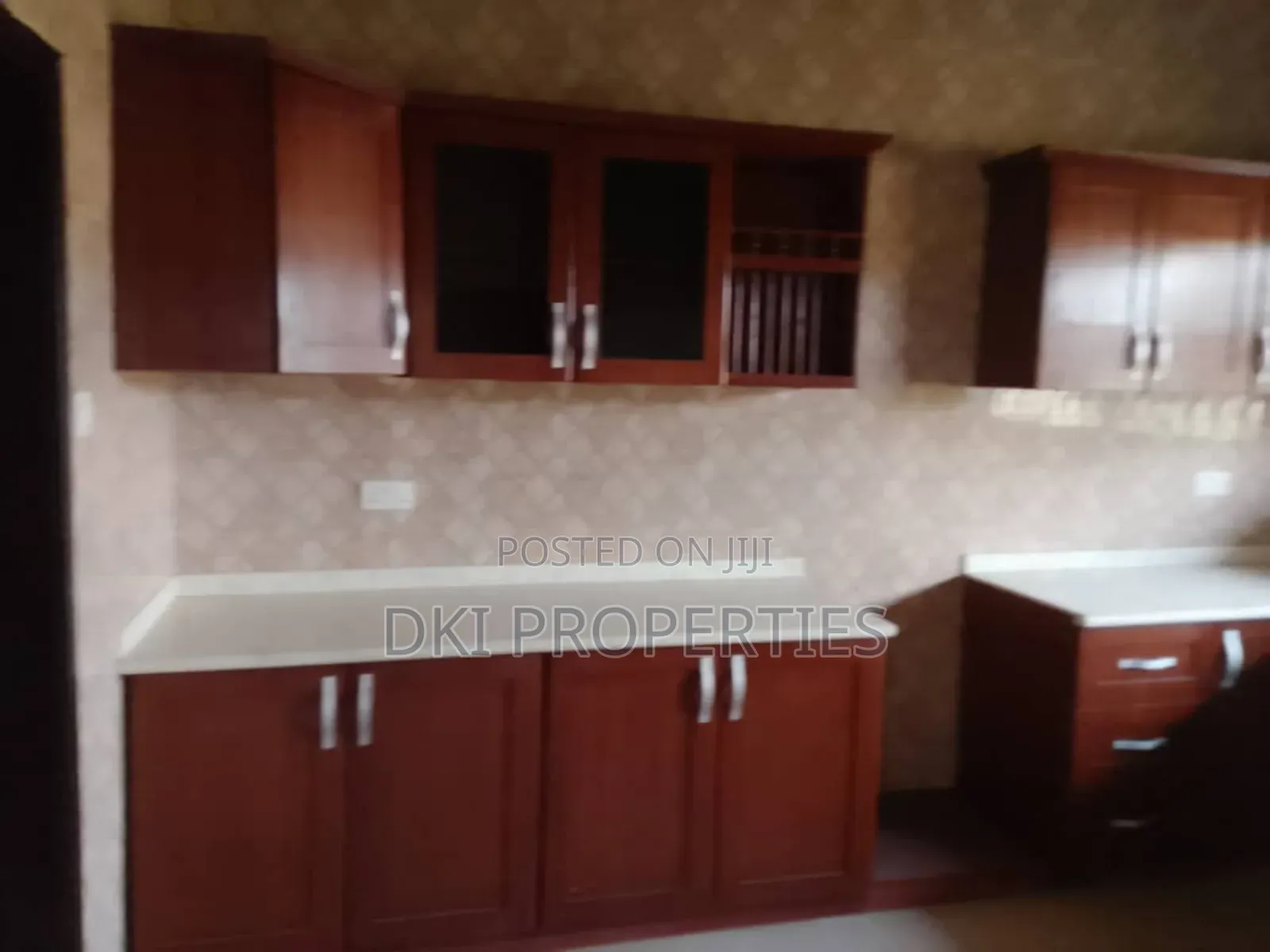 3bdrm House in Dki Properties, Adenta for sale
