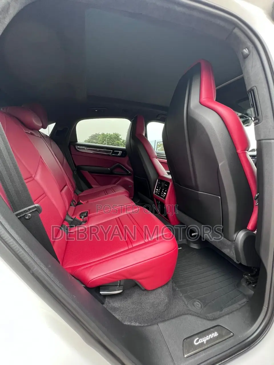 Porsche Cayenne GTS Coupe AWD 2021 White