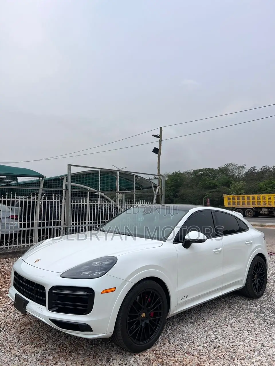 Porsche Cayenne GTS Coupe AWD 2021 White