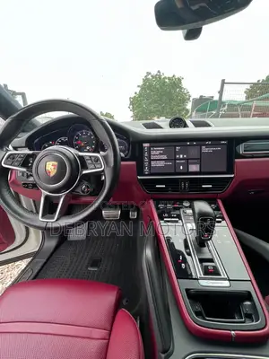 Porsche Cayenne GTS Coupe AWD 2021 White