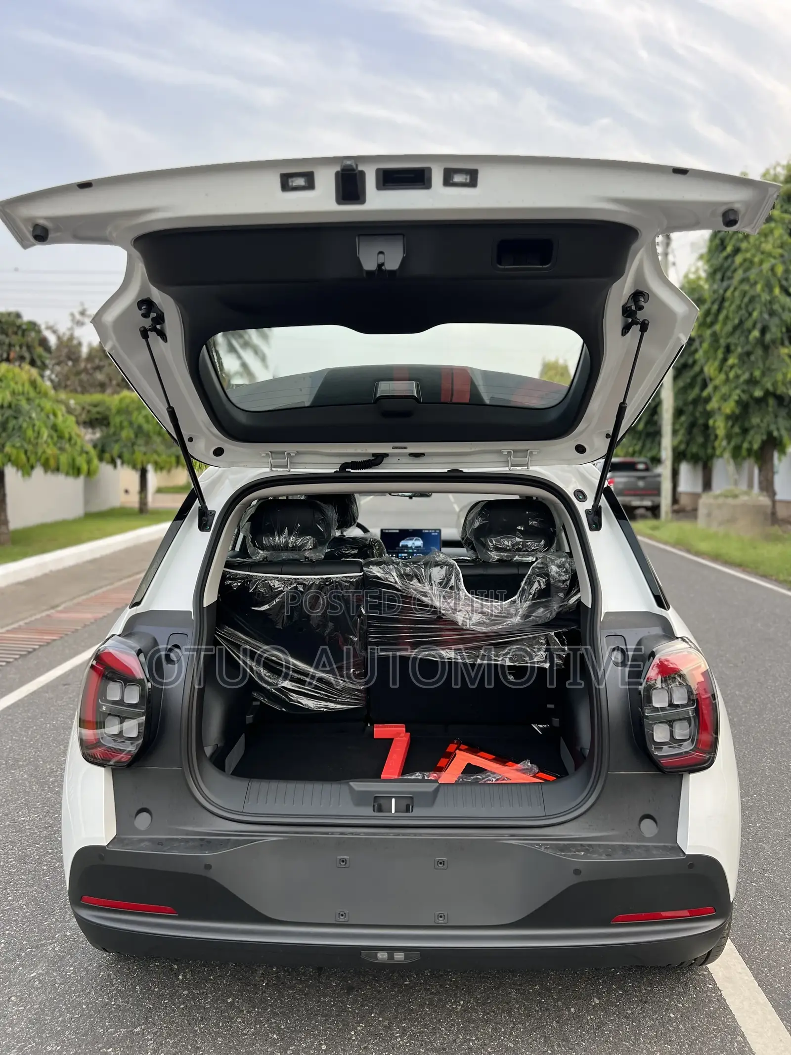 New Aeolus E70 2025 White