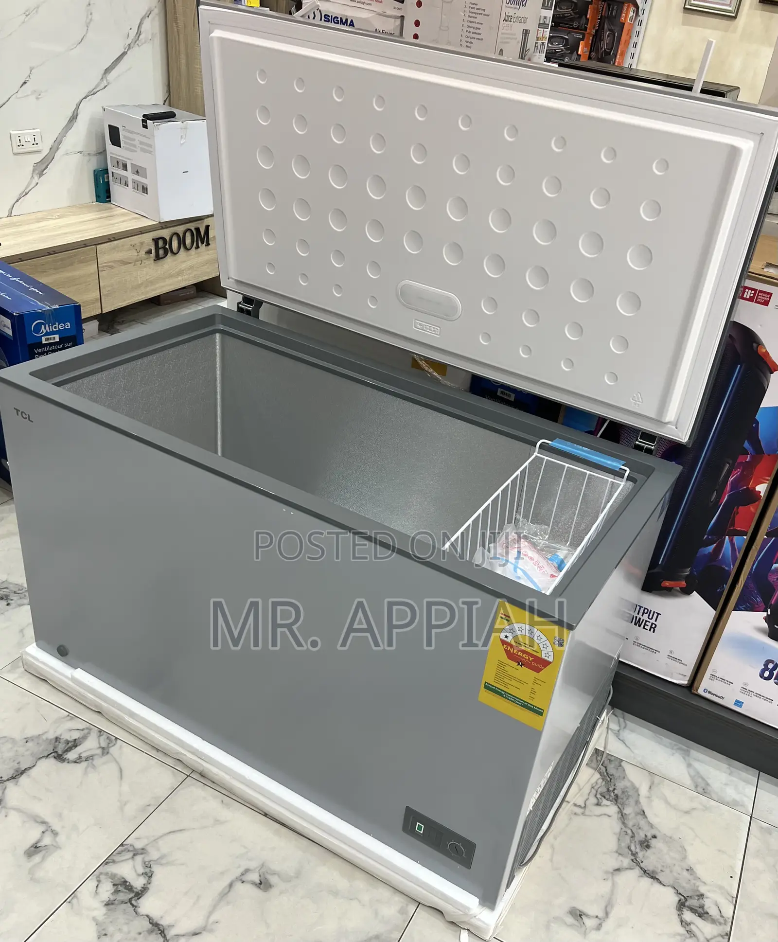 Energy Sufficient TCL 380liters Single Door Chest Freezer(Gray (.
