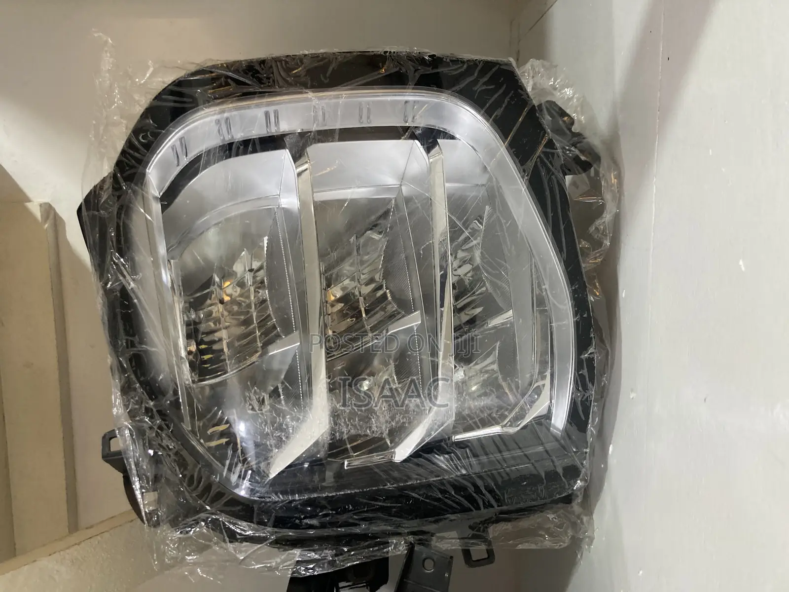 Outlander 2021,2022,2023,2024 Headlight Upper Pair