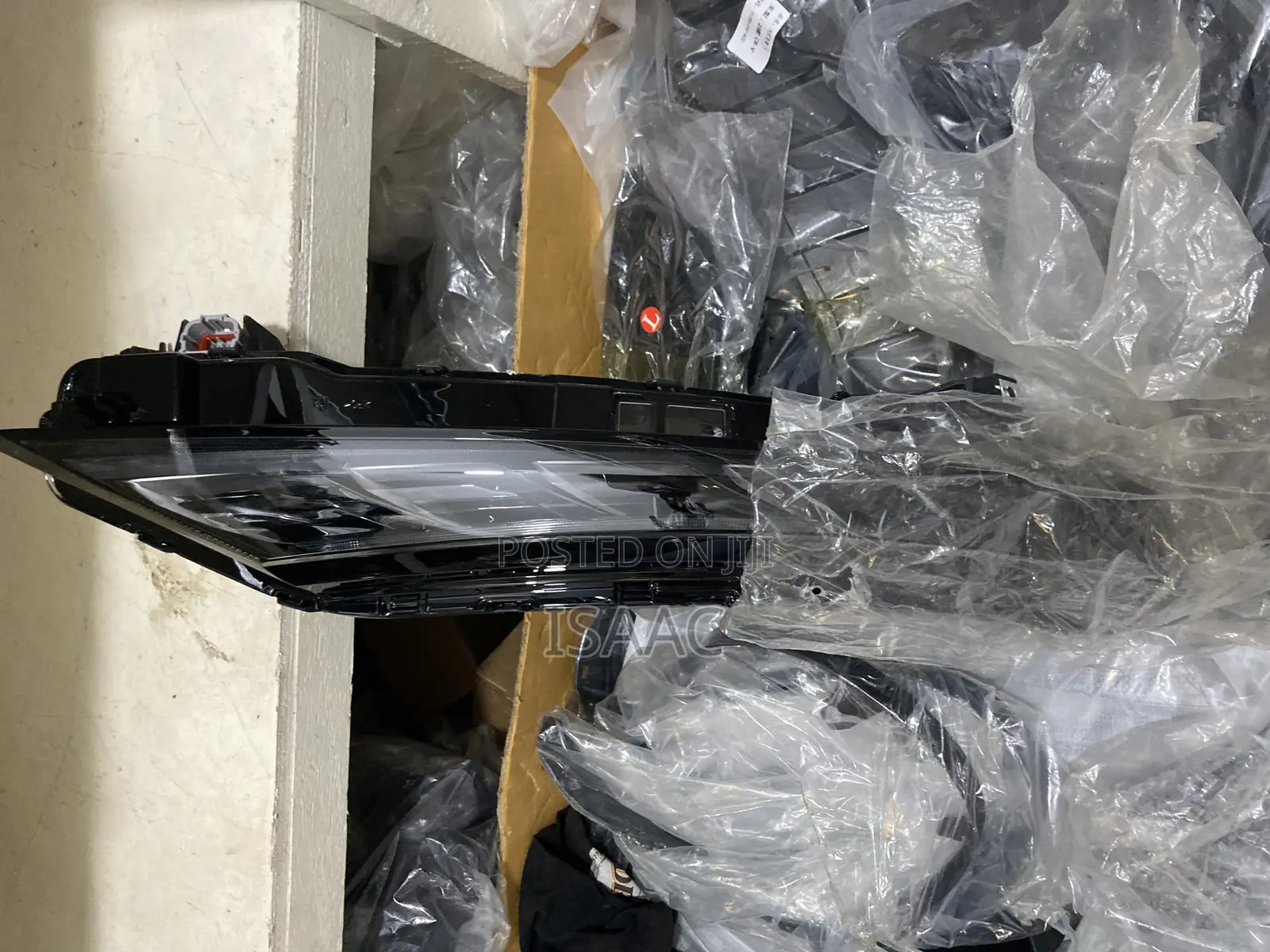 Outlander 2022 Headlight Upper Pair