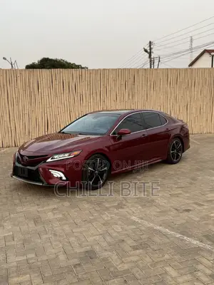 Toyota Camry XSE FWD (2.5L 4cyl 8AM) 2018 Red