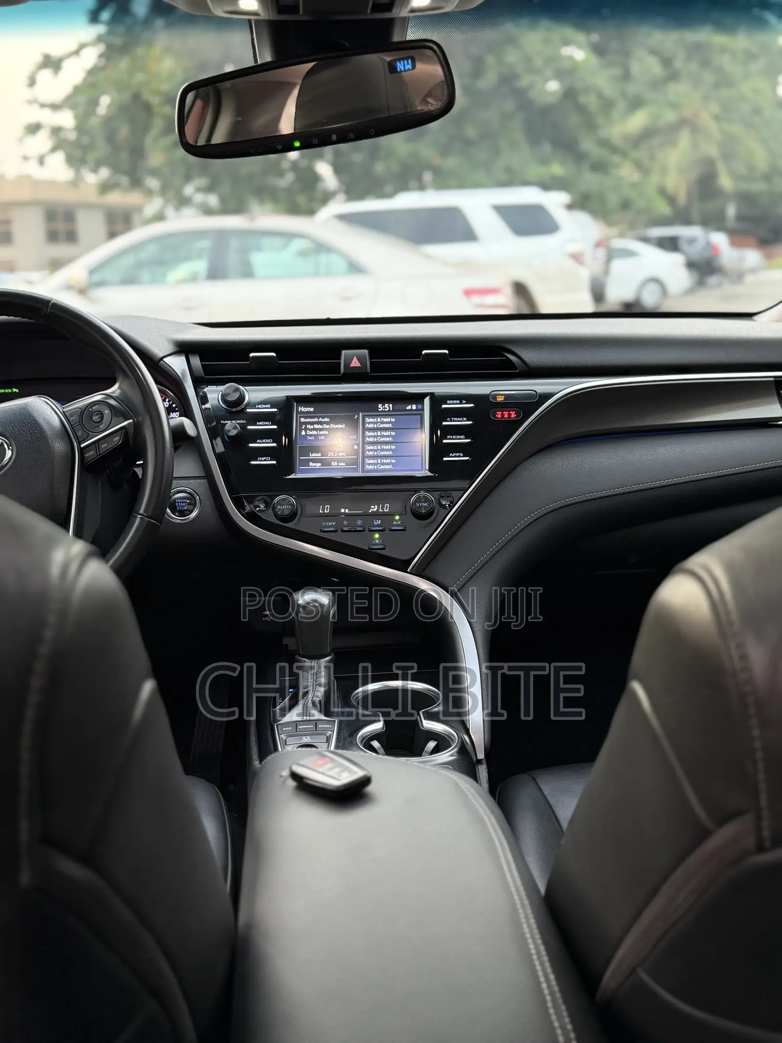 Toyota Camry XSE FWD (2.5L 4cyl 8AM) 2018 Red
