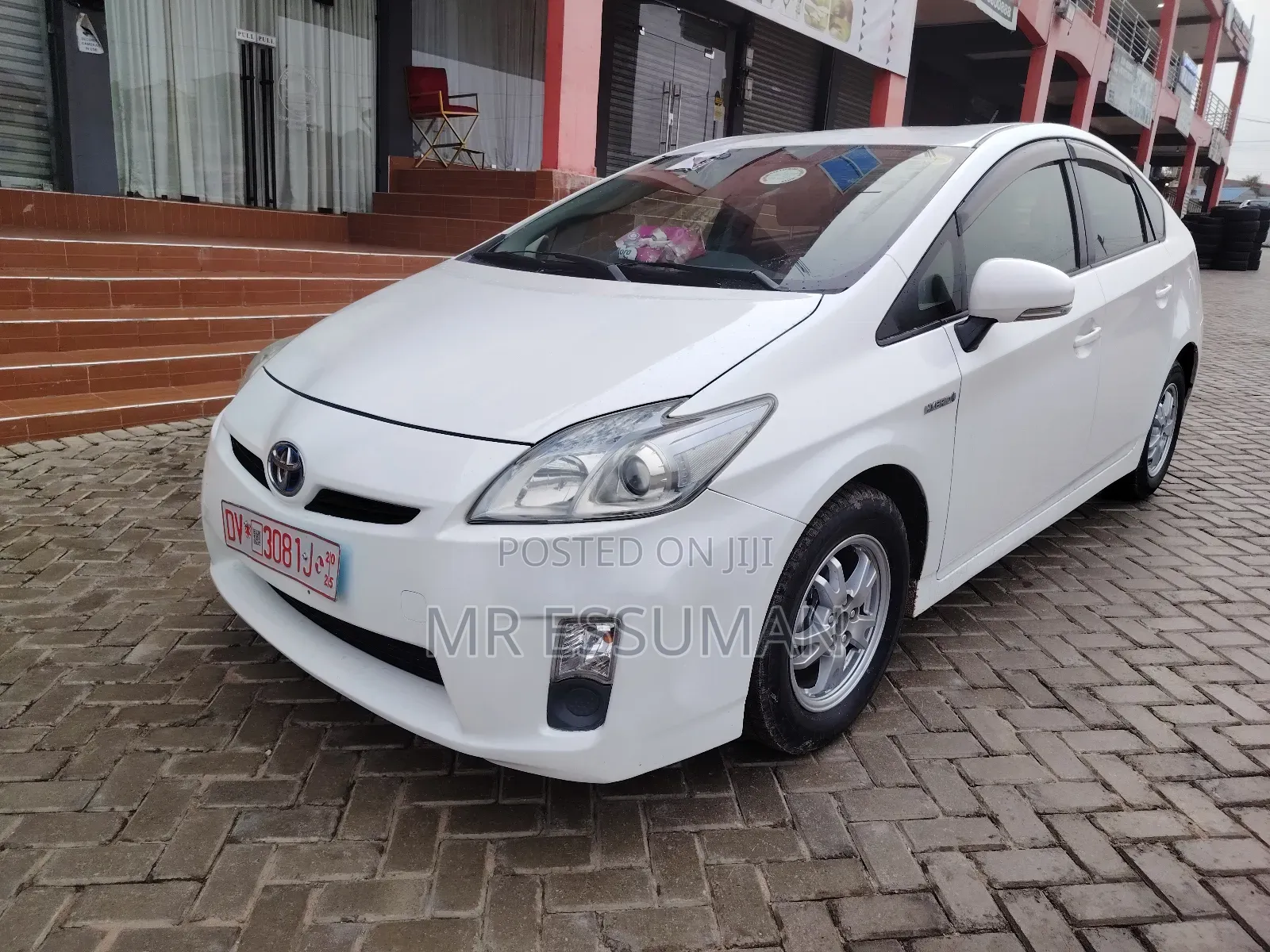 Toyota Prius Plug-in Advanced 2012 White