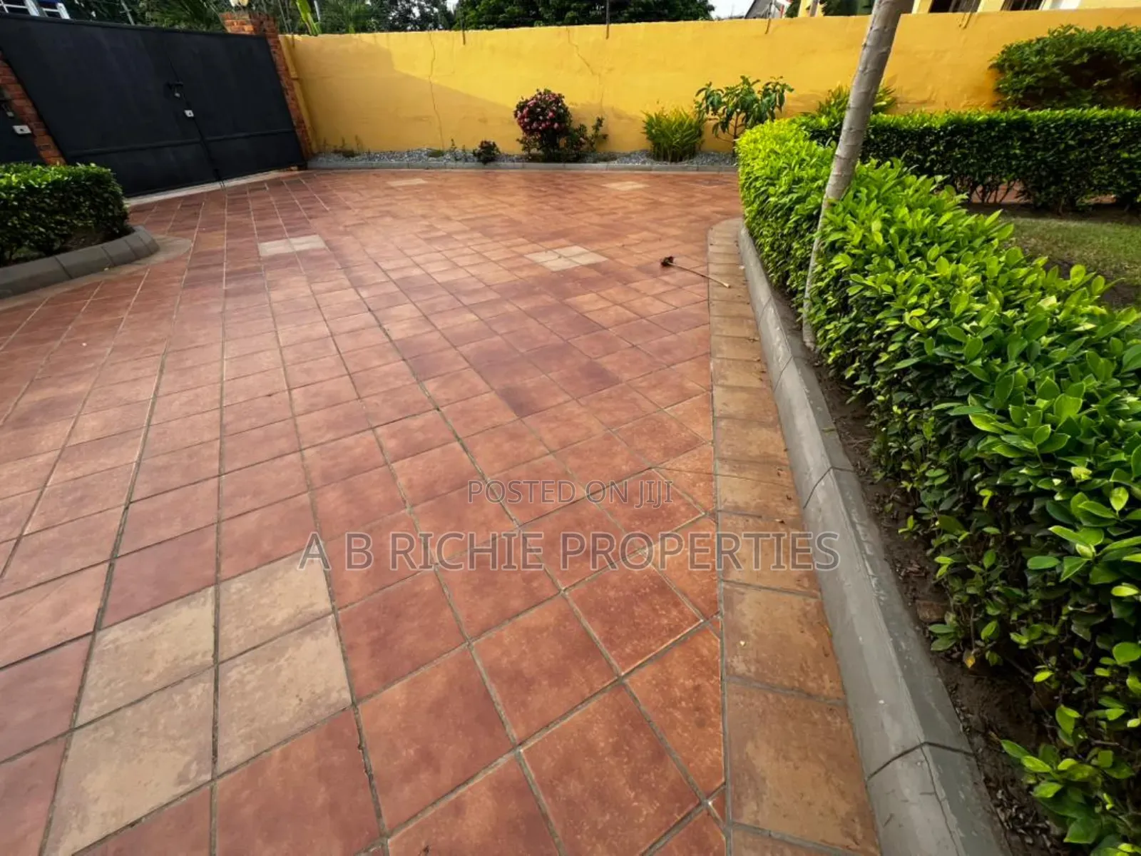 4bdrm House in Ab Richie Properties, West Legon for rent