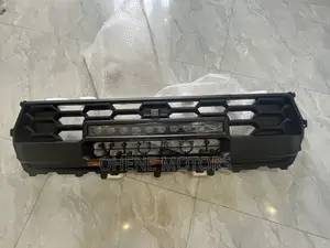 Toyota Tacoma 2023-2024 Front Grill Available With Led Light