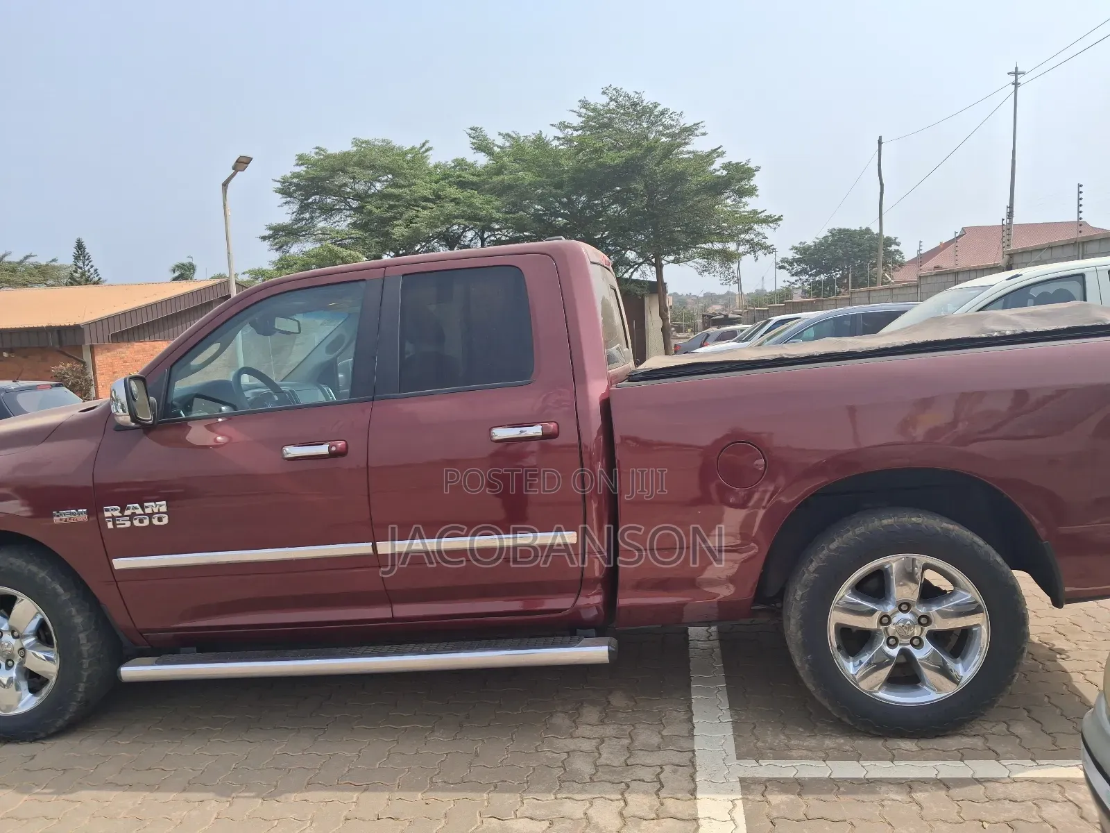 Dodge RAM 2015 Brown