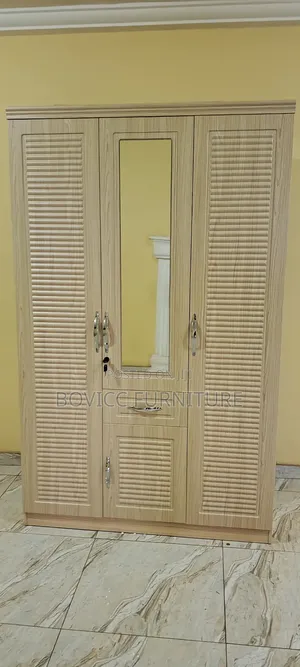 3 Door Wardrobe (9653)