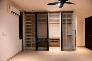 3bdrm House in Ashaley Botwey for sale