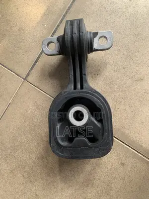 Honda Cr-v 2017,2018,2019,2020,2021,2022 Engine Mount/Seat Down