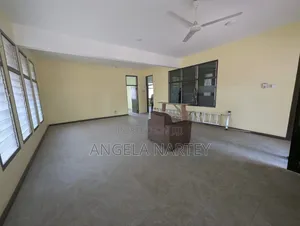 6bdrm House in North Legon for sale