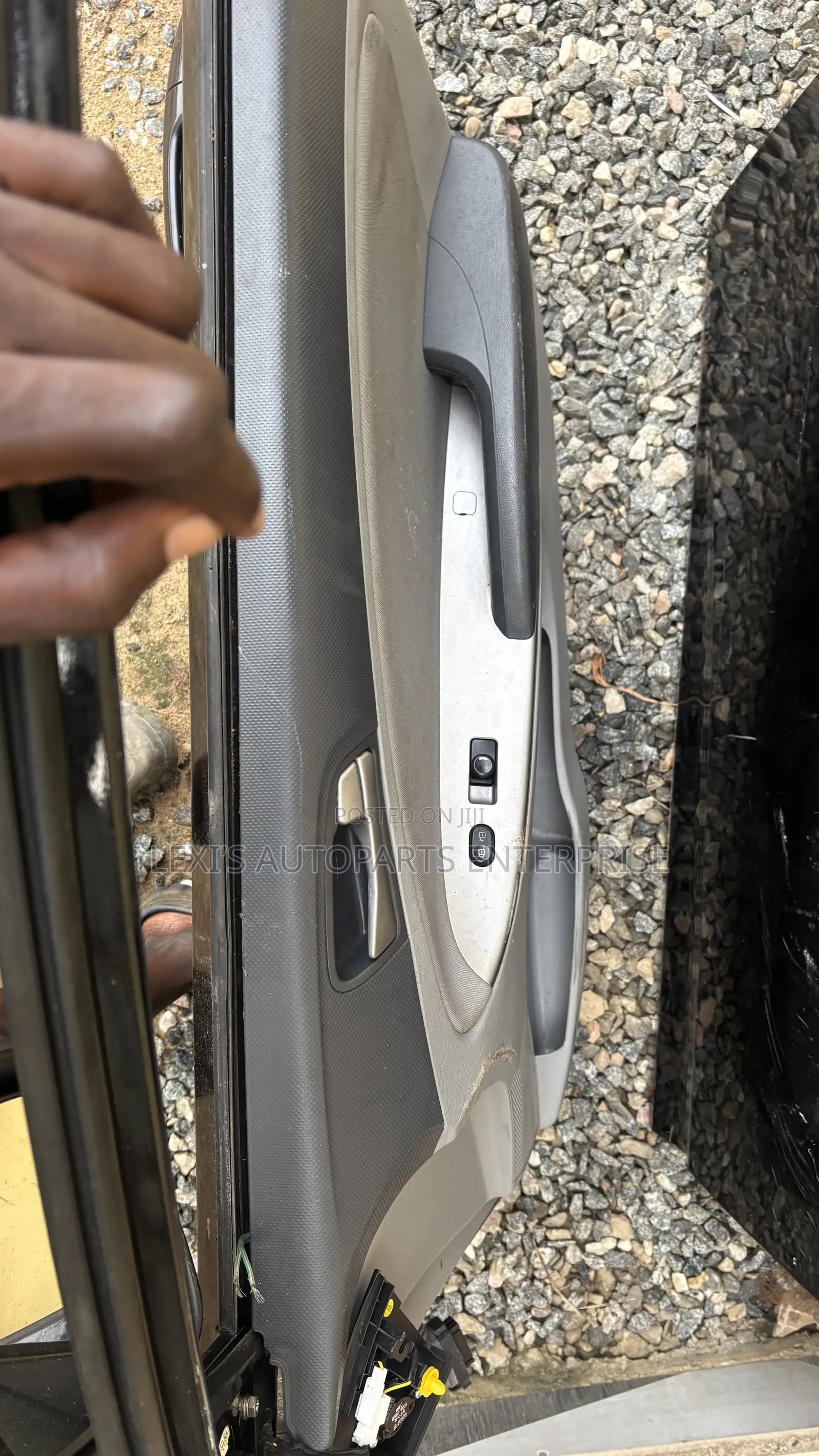 Hyundai Accent 2012,2013,2014,2016,2017 Doors Available