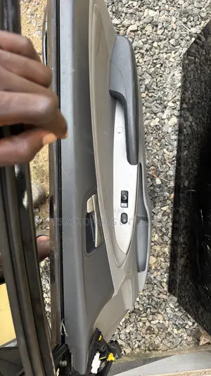 Hyundai Accent 2012,2013,2014,2016,2017 Doors Available