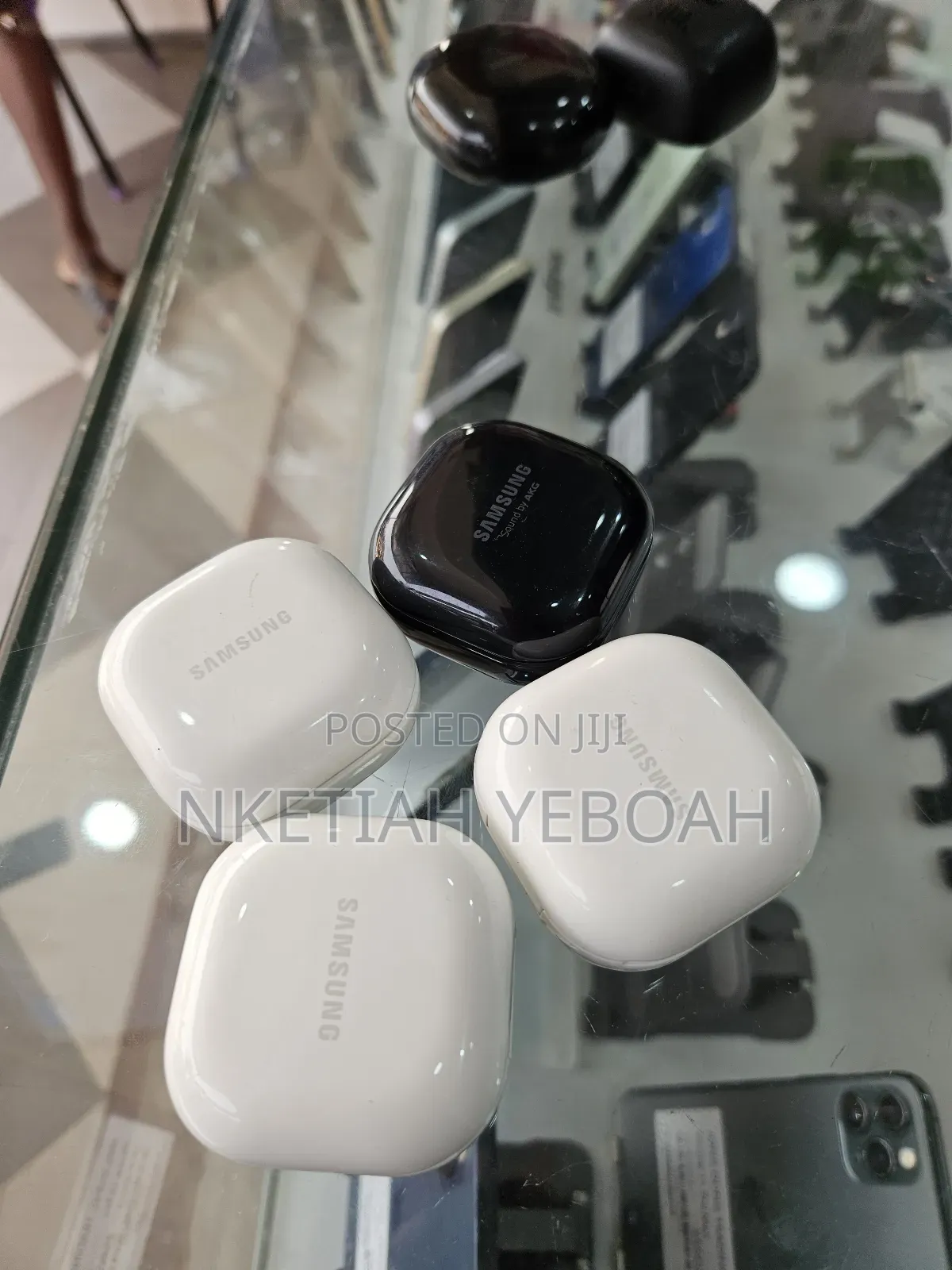 Samsung Buds