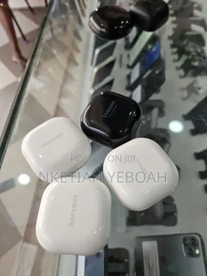 Samsung Buds
