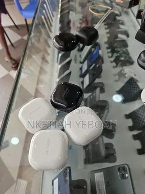 Samsung Buds