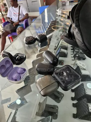 Samsung Buds