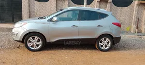 Hyundai Tucson Limited FWD 2011 Gray