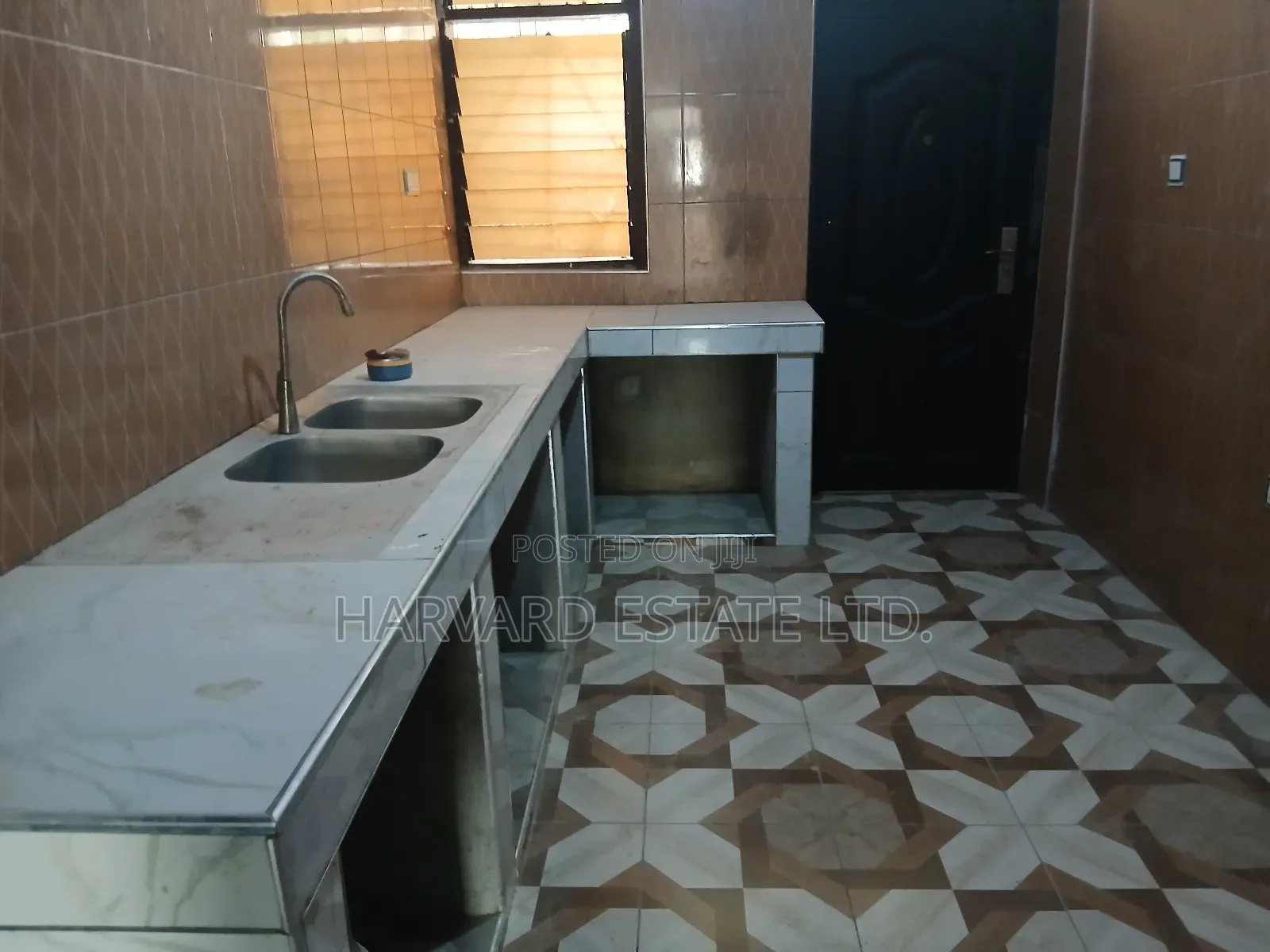 3bdrm House in Tech Appiadu Newsite, Kumasi Metropolitan for rent