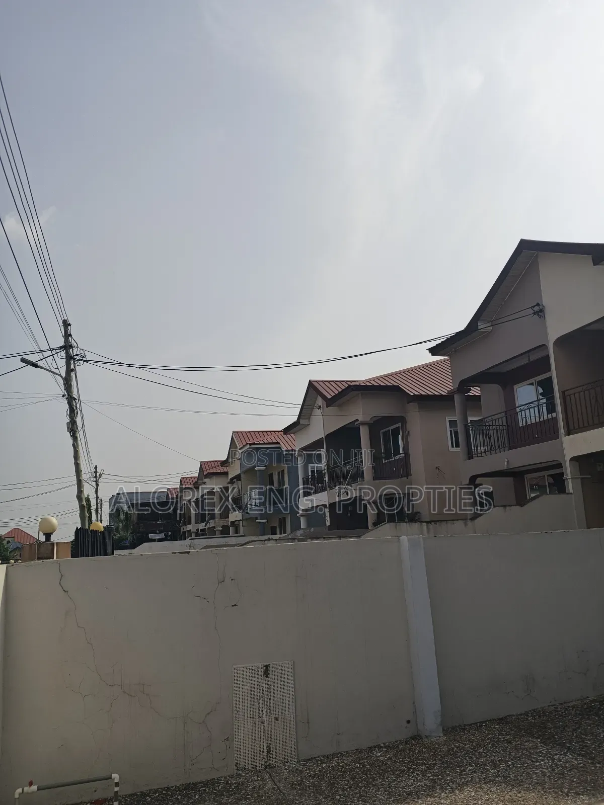 3bdrm House in Teiman, Oyarifa for rent
