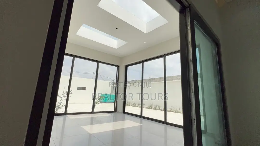 4bdrm House in East Legon for rent