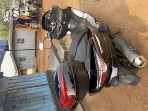 Honda Forza 1996 Black