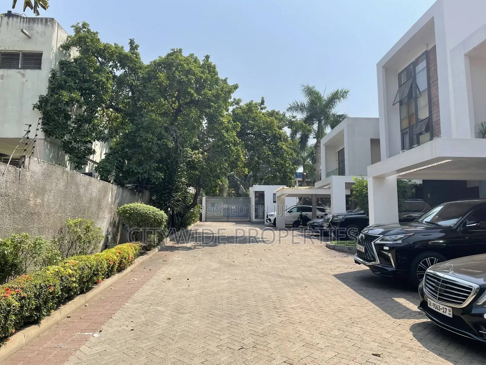 Furnished 4bdrm House in Airport Residential Area for rent