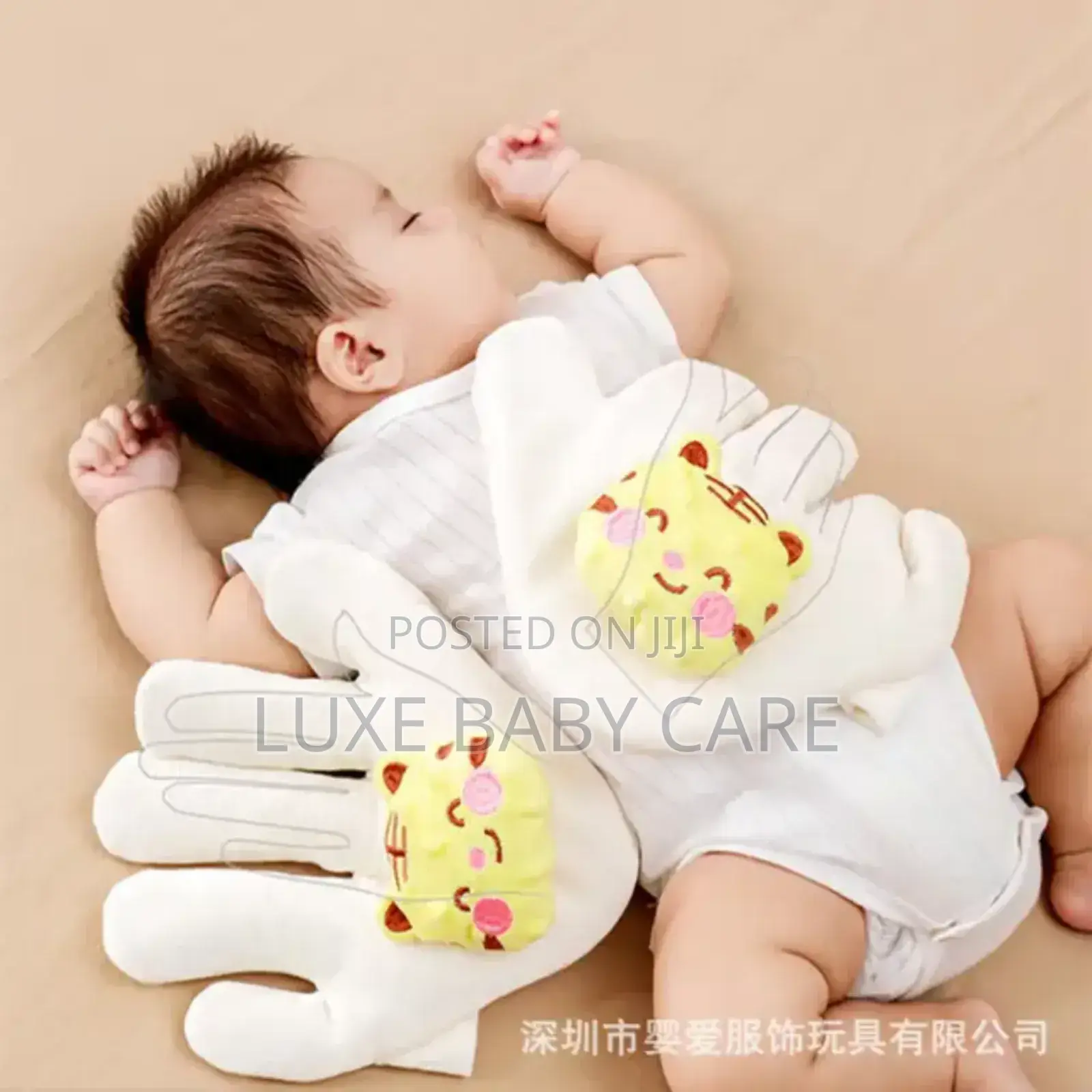 Baby Soothing Palm - Mom-like Hand-shaped Infant Anti-sleep Aid Pillow