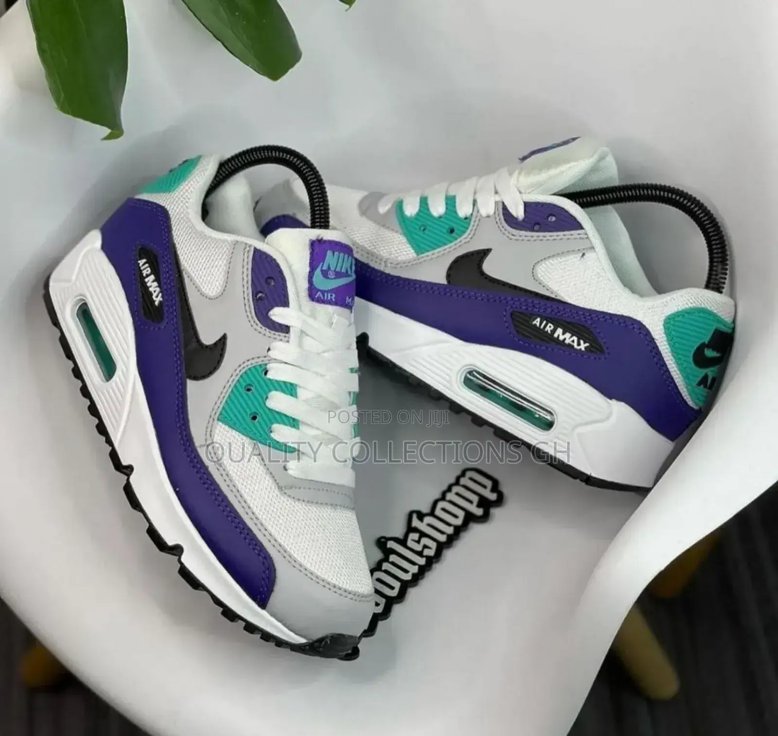 Airmax 90 White and Blue