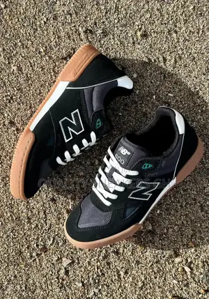 New Balance 600 Black