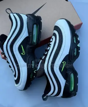 Nike Airmax Phantom