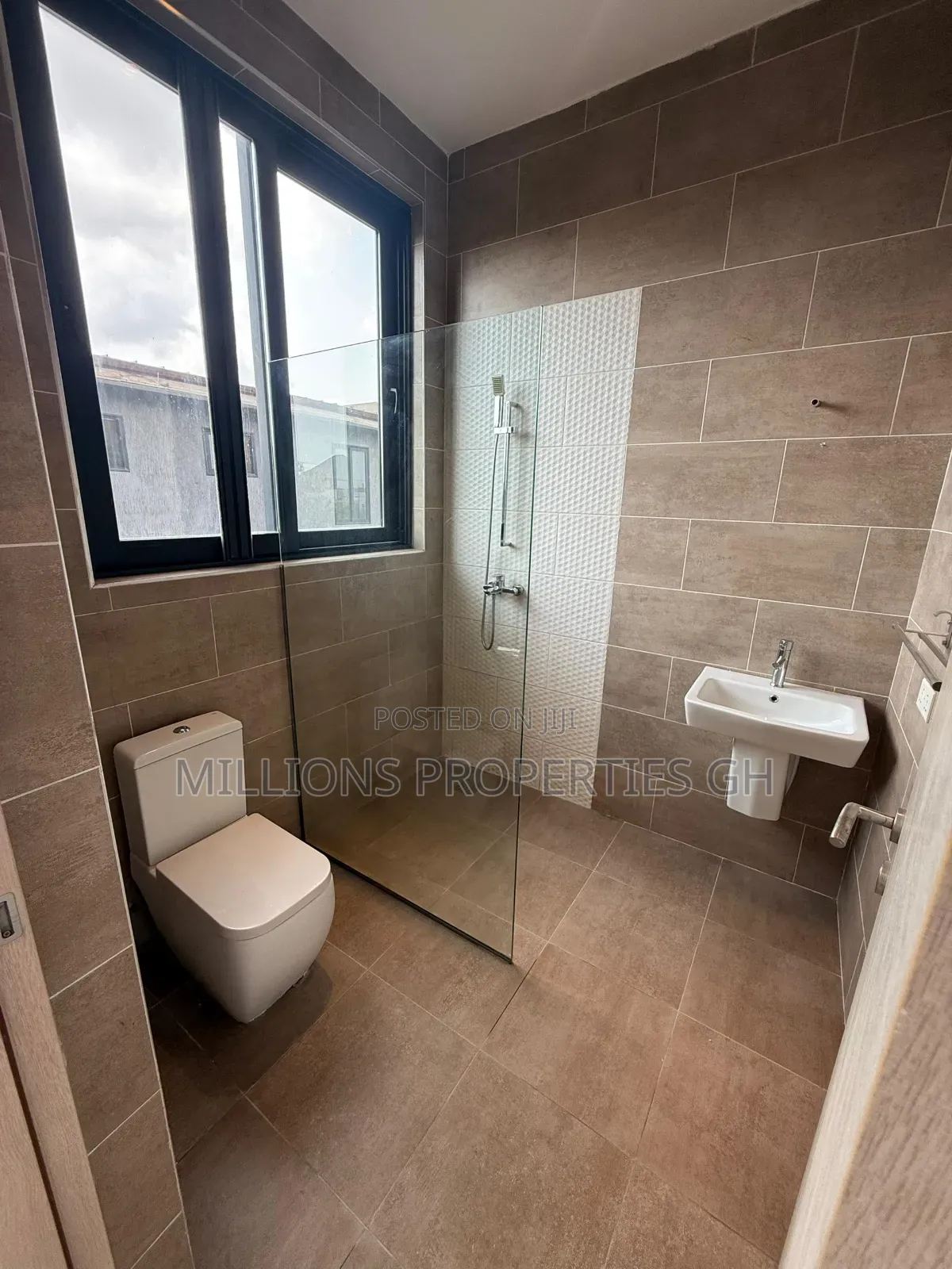 4bdrm House in Millions Properties, East Legon for sale