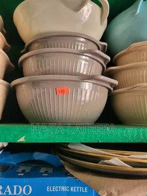Beautiful Sets Of Covered Bowl