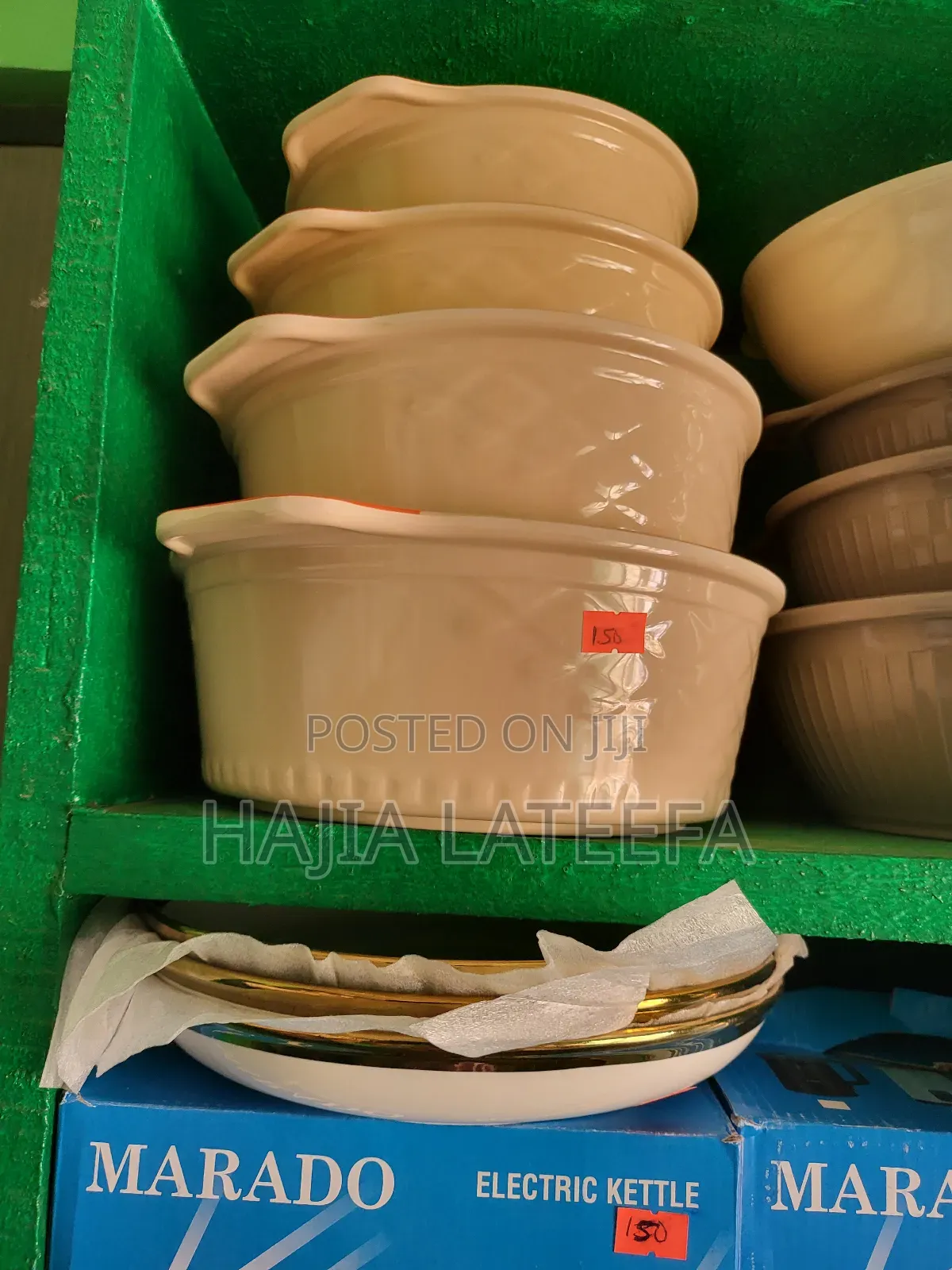 Beautiful Sets Of Covered Bowl