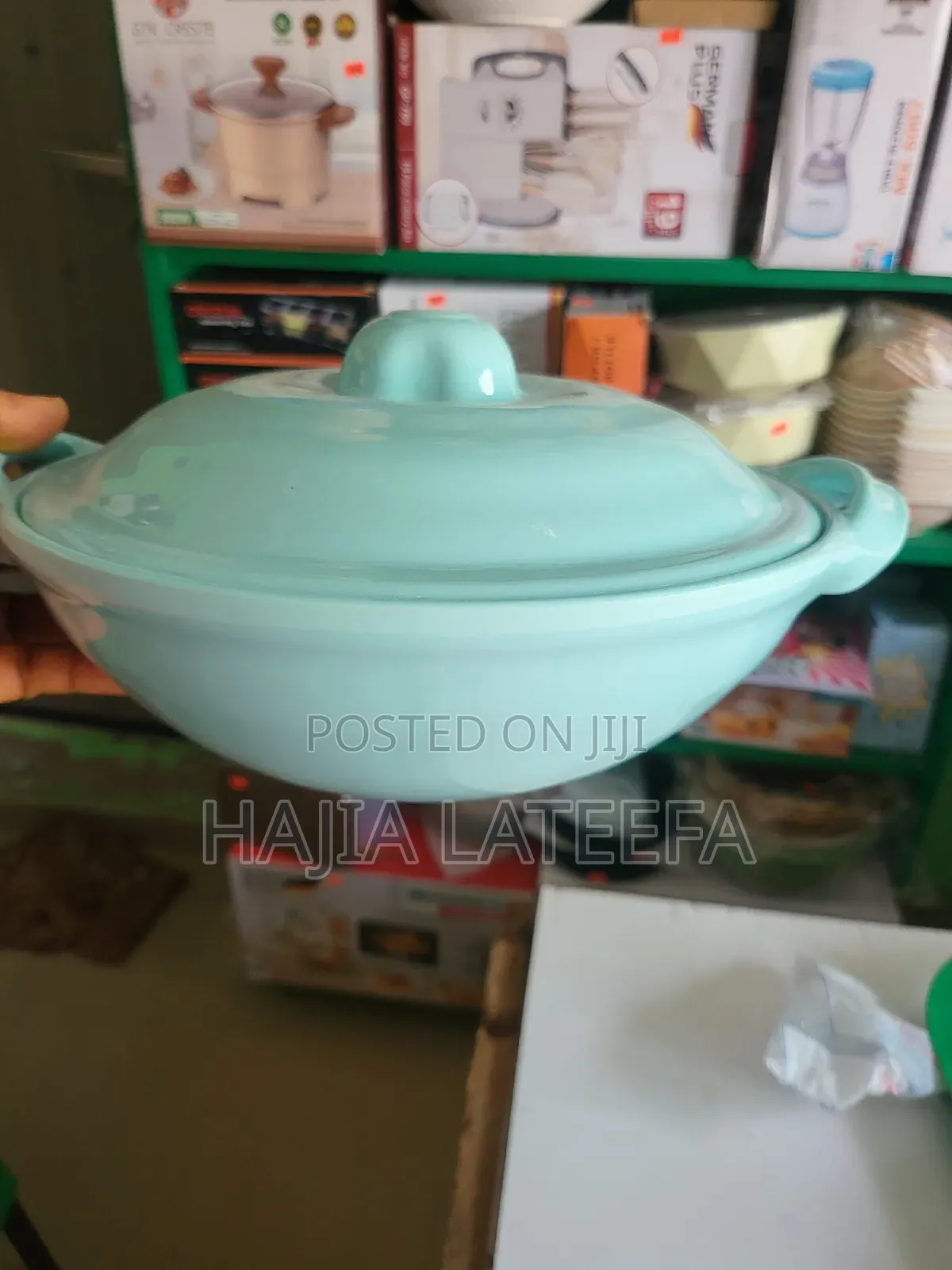 Beautiful Sets Of Covered Bowl