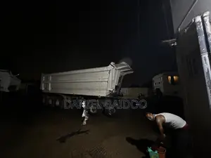 48 Cubic Bucket