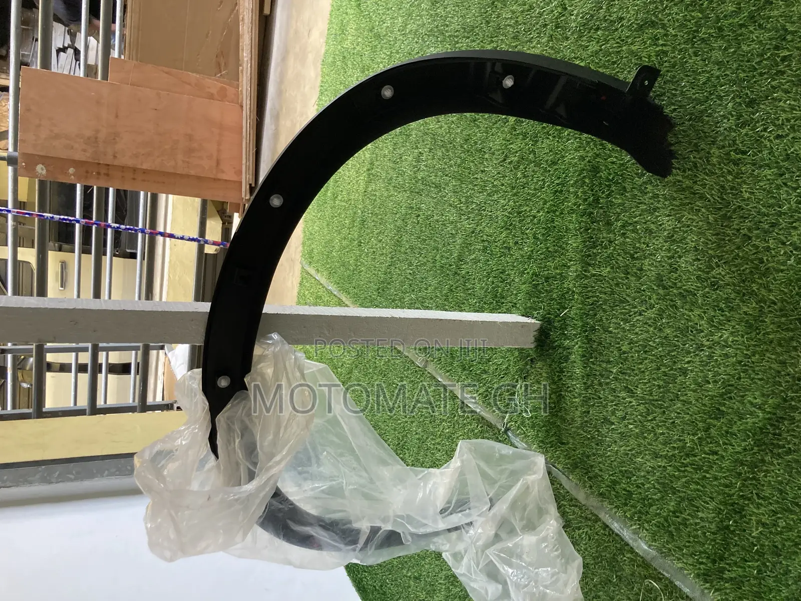Outlander 2023 Back Fender Moulding