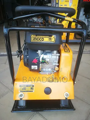 Deluxe Plate Compactor
