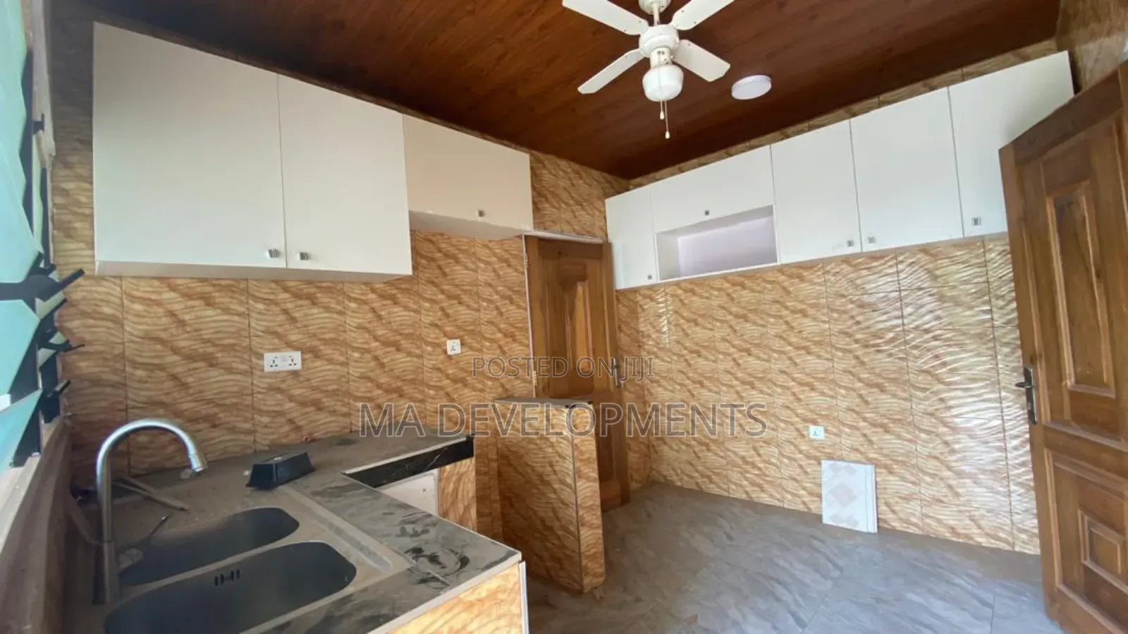 3bdrm Apartment in Madev Realty, Ofankor for rent