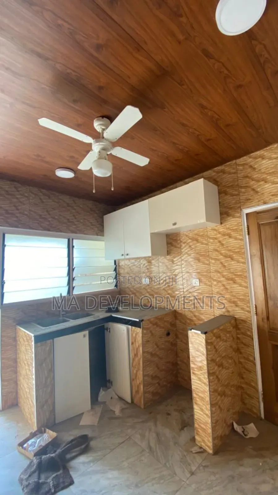 3bdrm Apartment in Madev Realty, Ofankor for rent